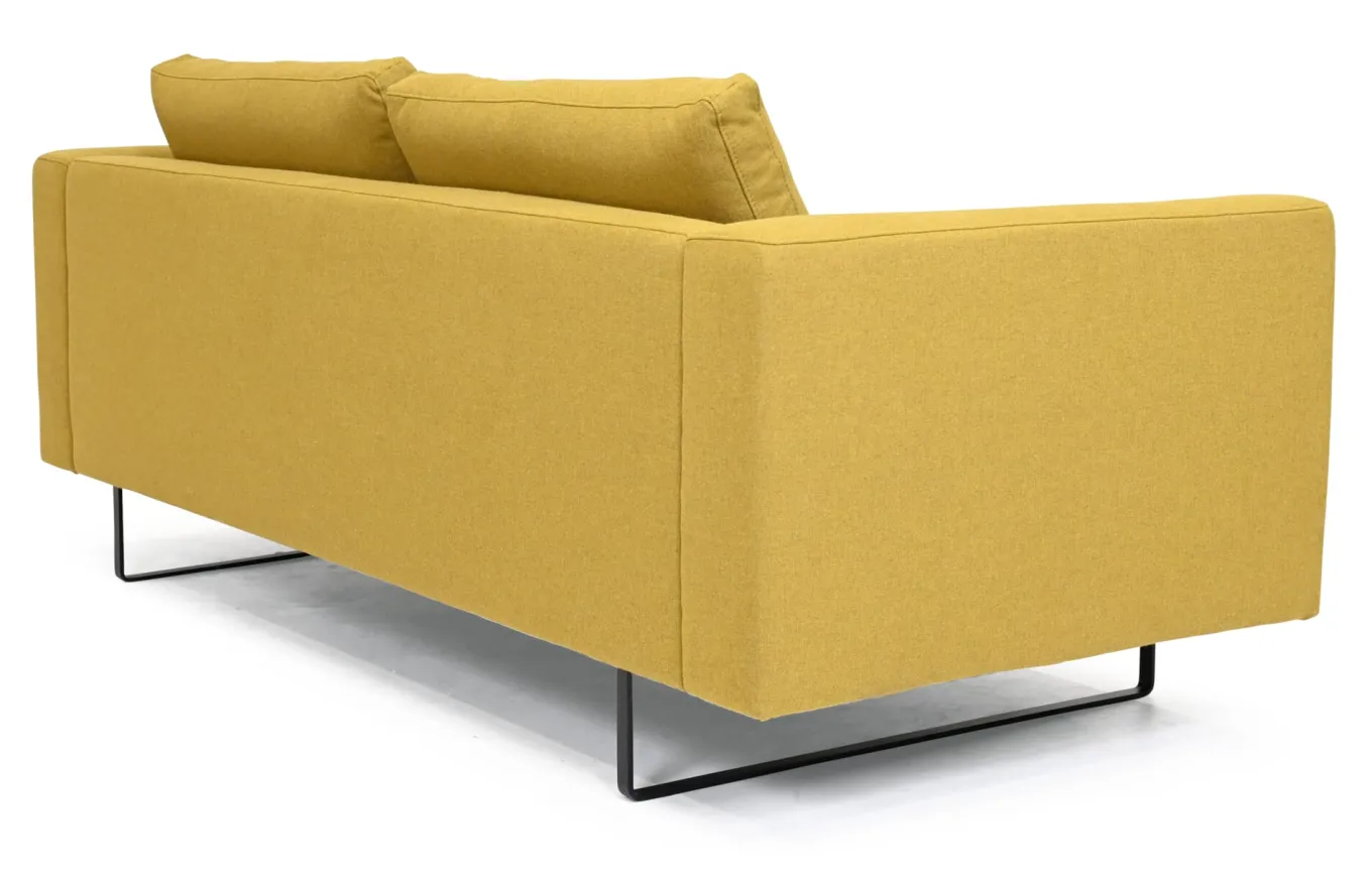 Sofa August