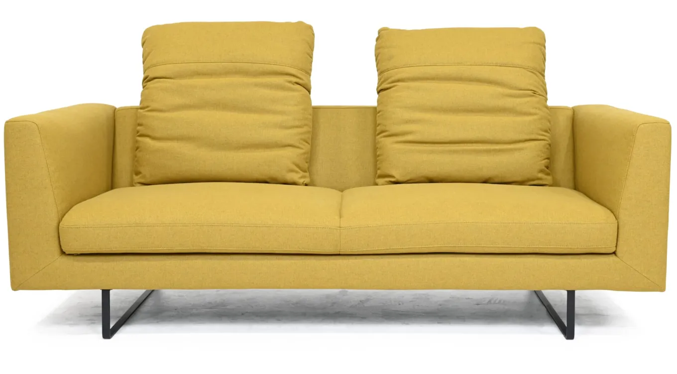 Sofa August