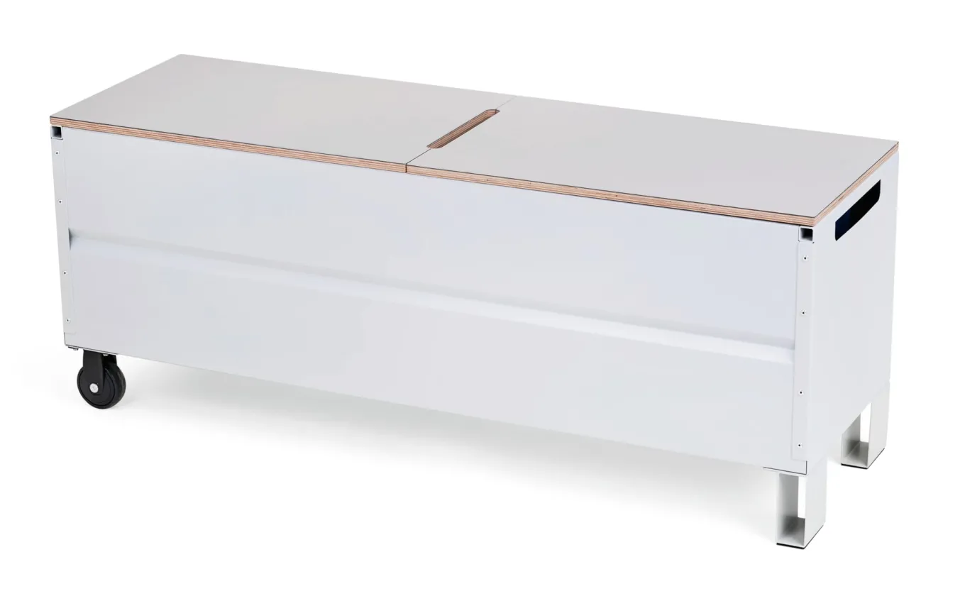 Truhe und Sitzbank CMB